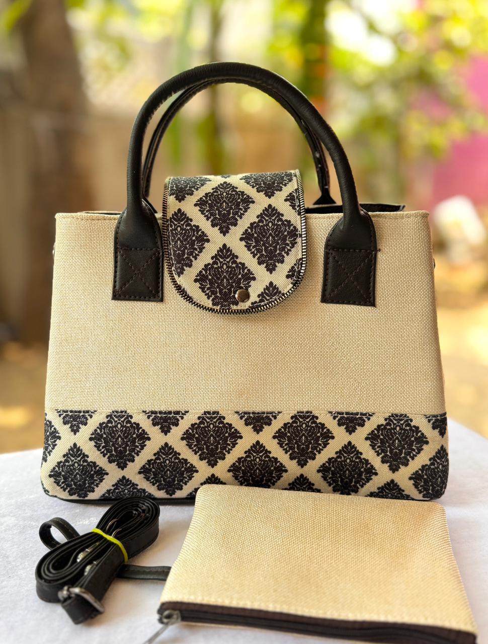Meddy  Tote Bag
