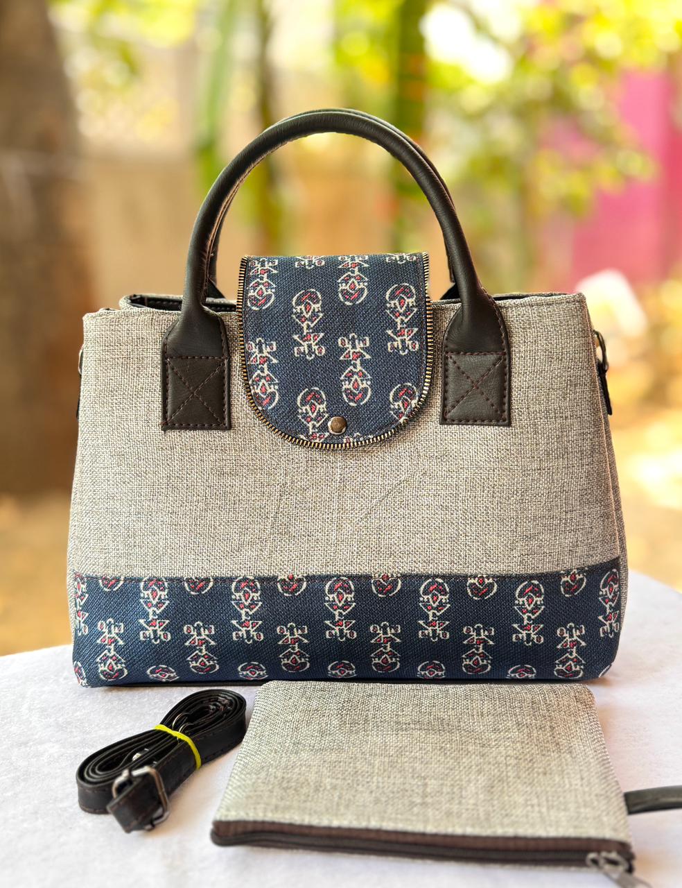 Meddy  Tote Bag