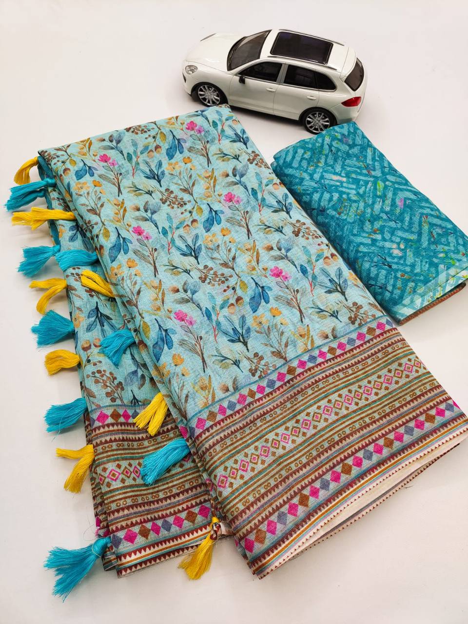 Fabric Linen saree