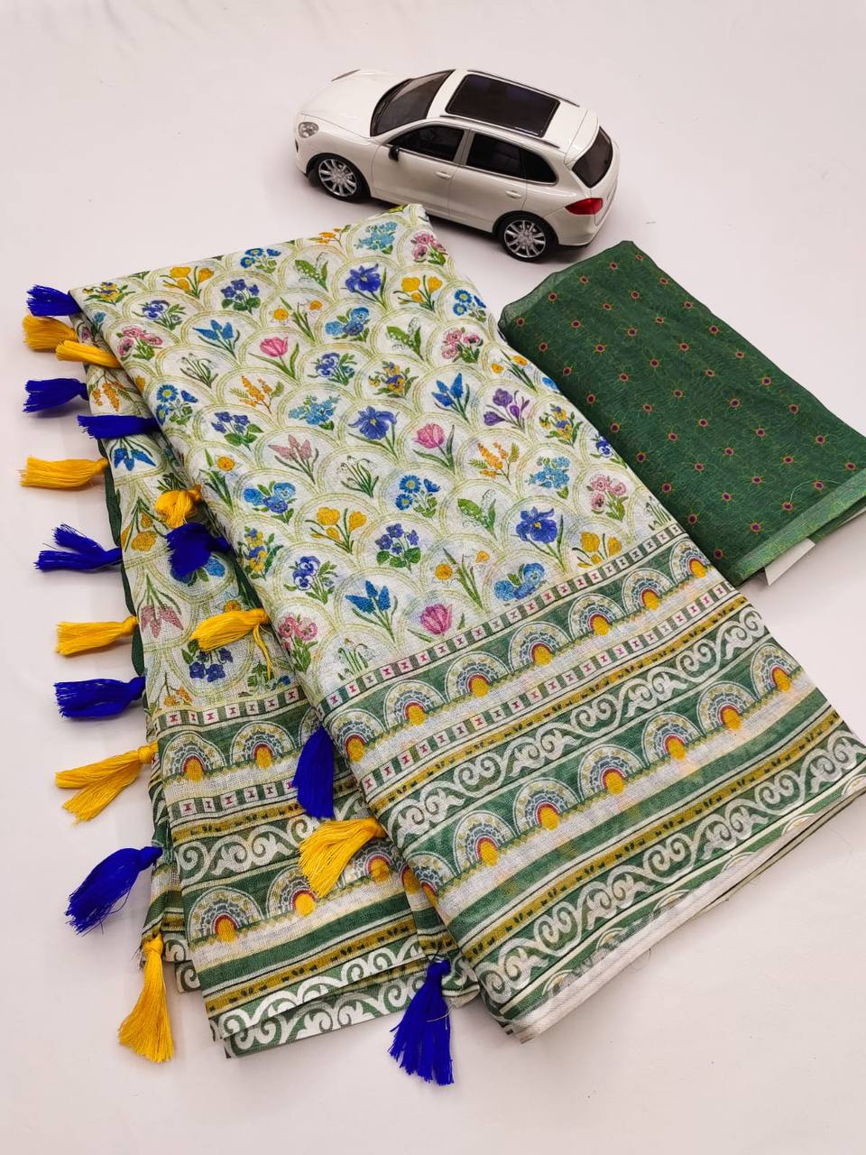 Fabric Linen saree