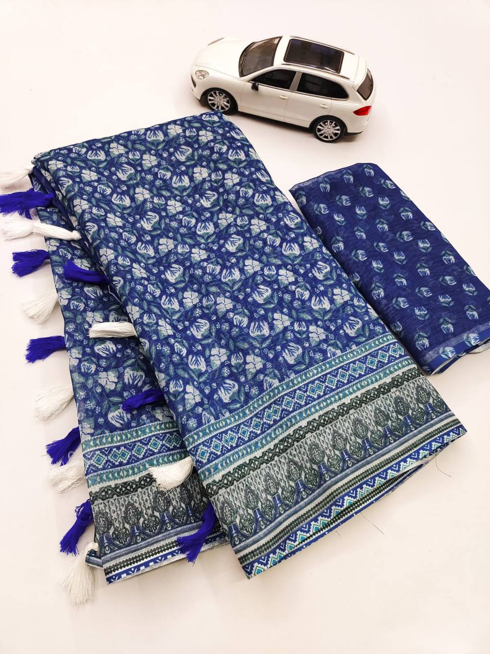 Fabric Linen saree