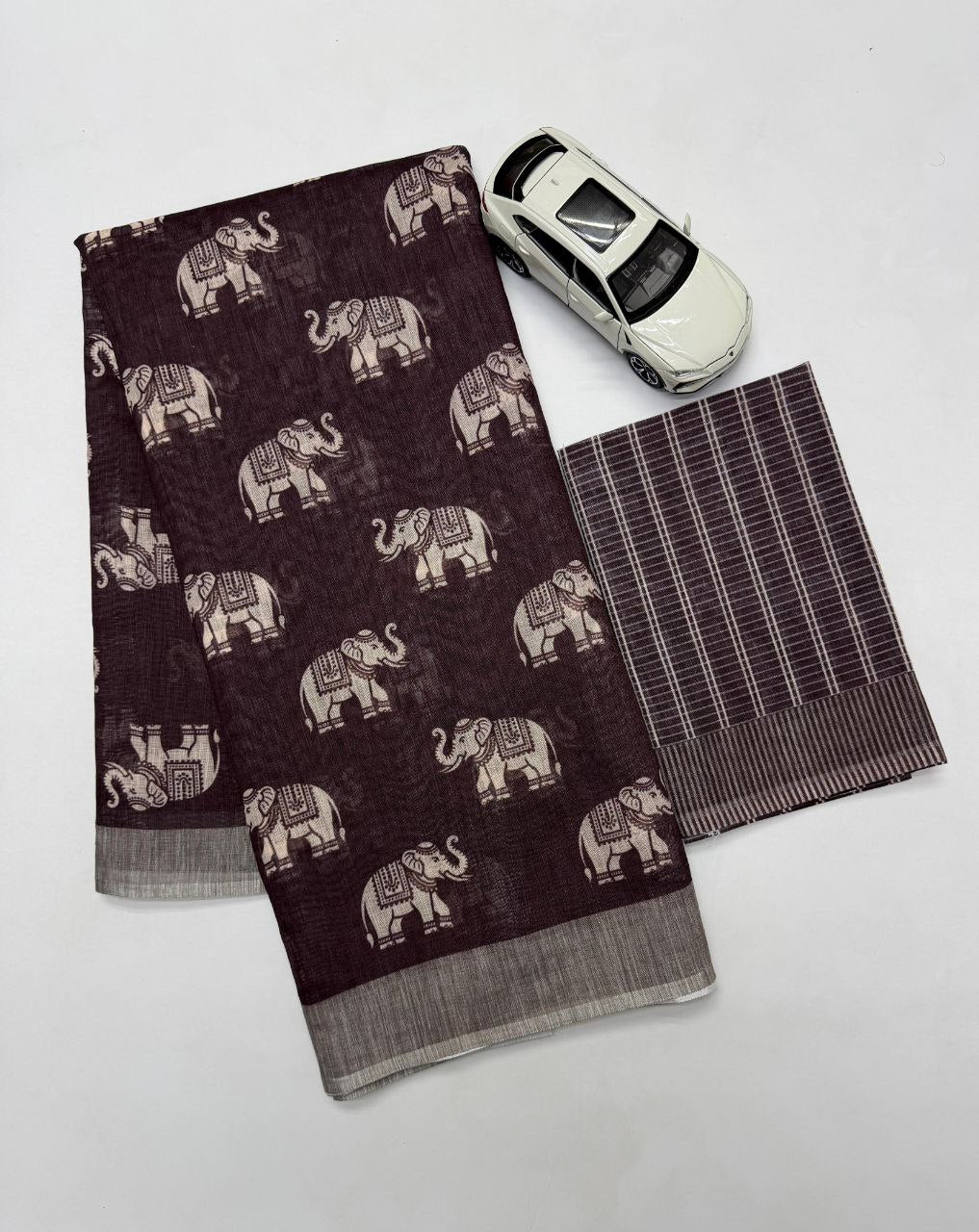 Fabric - Plain Linen Saree